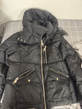 SAM. Women's Black Quilted Puffer Jacket with Hood